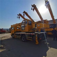 【徐工8噸汽車吊車價格 6米6節(jié)臂吊車 唐駿8噸吊車配置圖片】徐工8噸汽車吊車價格 6米6節(jié)臂吊車 唐駿8噸吊車配置