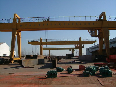 【造船門(mén)式起重機(jī)、河南環(huán)球起重公司銷(xiāo)售主要系列產(chǎn)品600t以下先進(jìn)】?jī)r(jià)格,廠家,圖片,其他工程機(jī)械,河南環(huán)球起重進(jìn)出口貿(mào)易-